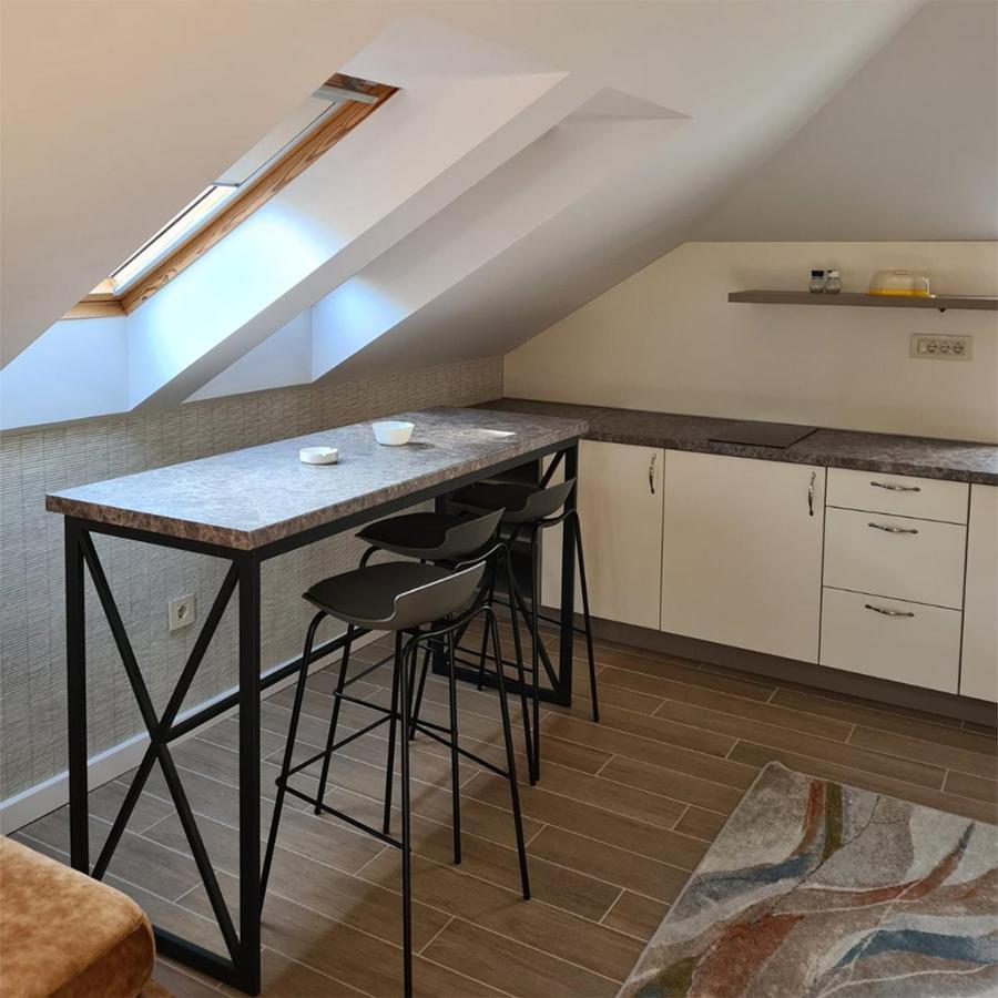 Kondor Apartmani Vrnjačka Banja Exterior foto